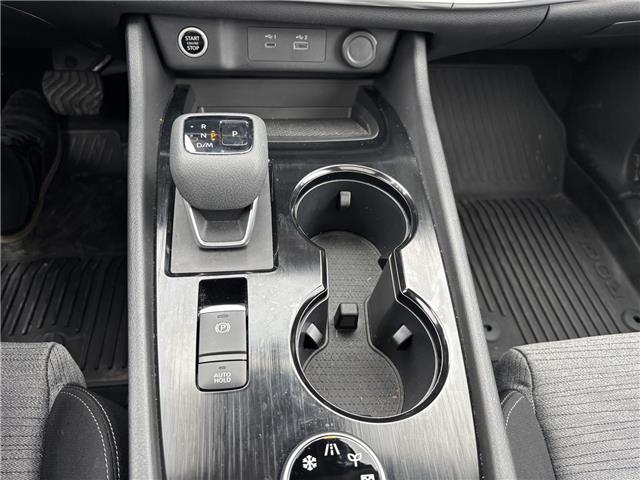 2023 Nissan Rogue SV Moonroof (Stk: P7200) in Brantford - Image 13 of 25