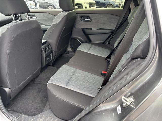 2023 Nissan Rogue SV Moonroof (Stk: P7200) in Brantford - Image 14 of 25