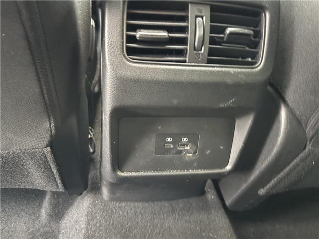 2023 Nissan Rogue SV Moonroof (Stk: P7201) in Brantford - Image 15 of 25