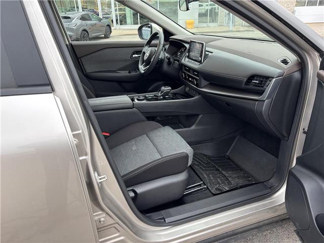 2023 Nissan Rogue SV Moonroof (Stk: P7201) in Brantford - Image 18 of 25