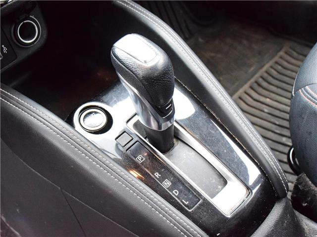 2019 Nissan Kicks SR (Stk: V26010A) in Toronto - Image 10 of 20