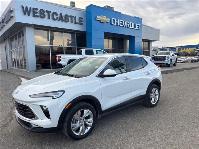 2025 Buick Encore GX Preferred (Stk: PW0004) in Pincher Creek - Image 1 of 15