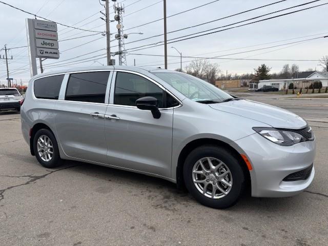 2026 Chrysler Grand Caravan SXT (Stk: 7465) in Fort Erie - Image 3 of 18