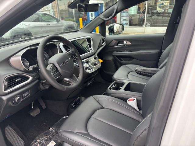 2026 Chrysler Grand Caravan SXT (Stk: 7467) in Fort Erie - Image 8 of 17