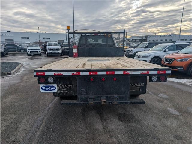 2023 Ford F-550 Chassis XL (Stk: 19378) in Calgary - Image 4 of 25