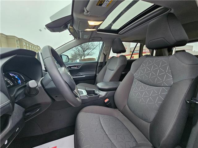 2025 Toyota RAV4 Hybrid XLE (Stk: P3772) in Bowmanville - Image 15 of 29