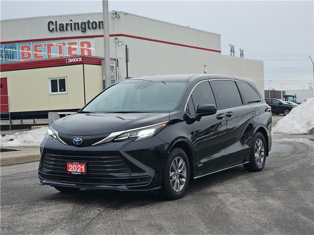 2021 Toyota Sienna LE 8-Passenger (Stk: 25638A) in Bowmanville - Image 1 of 28
