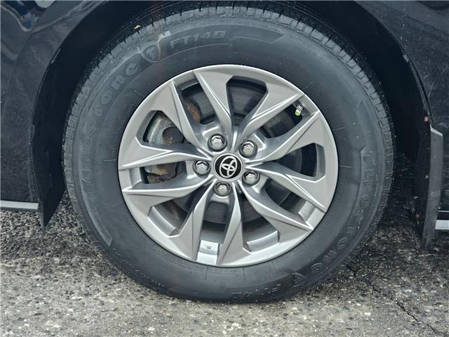 2021 Toyota Sienna LE 8-Passenger (Stk: 25638A) in Bowmanville - Image 10 of 28