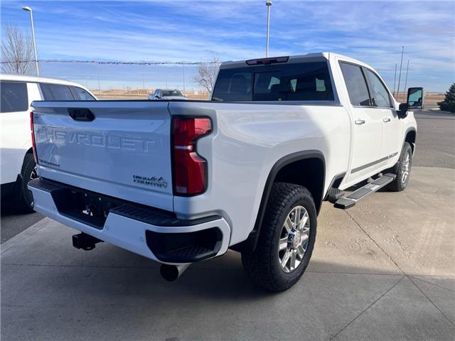 2026 Chevrolet Silverado 3500HD High Country (Stk: 150660) in Fort MacLeod - Image 4 of 22 2026 Chevrolet Silverado 3500HD High Country (Stk: 150660) in Fort MacLeod - Image 4 of 22