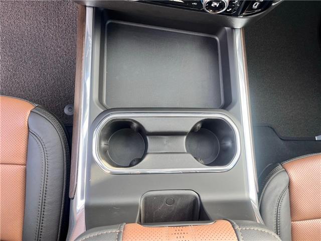 2026 Chevrolet Silverado 3500HD High Country (Stk: 150660) in Fort MacLeod - Image 15 of 22 2026 Chevrolet Silverado 3500HD High Country (Stk: 150660) in Fort MacLeod - Image 15 of 22