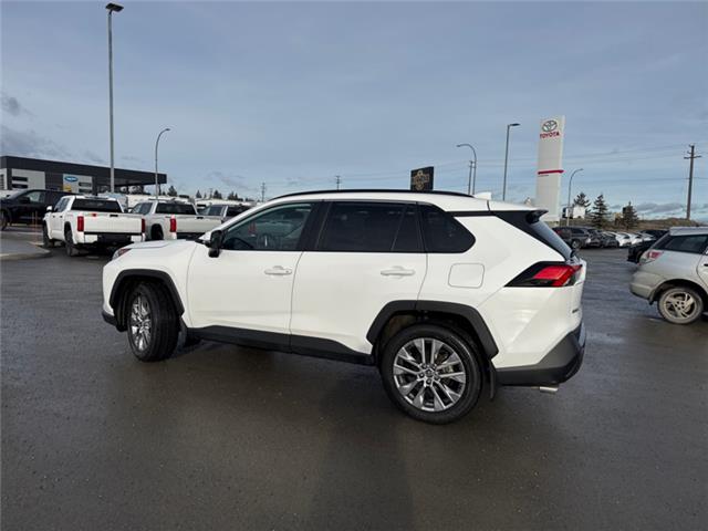 2021 Toyota RAV4 XLE (Stk: C168331K) in Cranbrook - Image 3 of 21