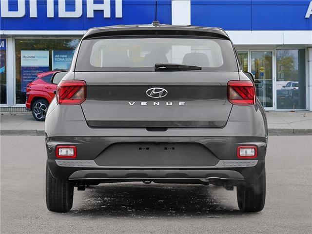 2026 Hyundai Venue ESSENTIAL (Stk: 261957) in Aurora - Image 5 of 23