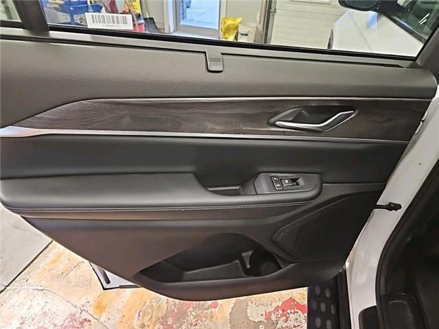 2024 Jeep Grand Cherokee L Limited (Stk: 560275) in Lower Sackville - Image 8 of 12 2024 Jeep Grand Cherokee L Limited (Stk: 560275) in Lower Sackville - Image 8 of 12