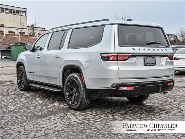 2024 Jeep Wagoneer L Series II Carbide (Stk: U21484) in Burlington - Image 4 of 35