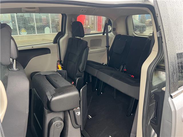 2019 Dodge Grand Caravan Crew (Stk: U6774) in Woodstock - Image 8 of 13