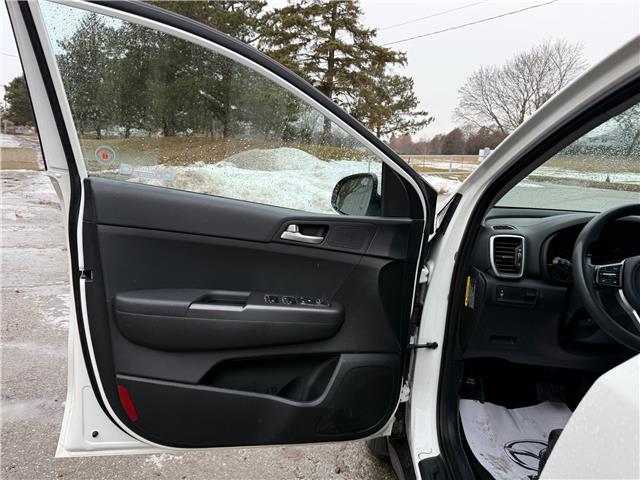 2020 Kia Sportage LX (Stk: 16020A) in Newmarket - Image 2 of 49