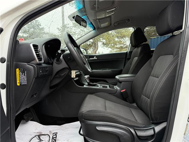 2020 Kia Sportage LX (Stk: 16020A) in Newmarket - Image 8 of 49