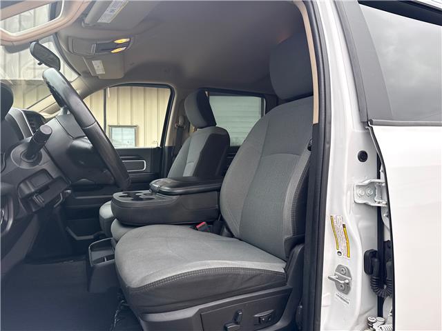 2020 RAM 2500 Big Horn (Stk: 5B097B) in Blenheim - Image 7 of 10