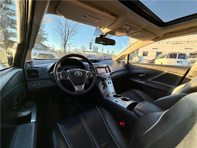 2013 Toyota Venza Base V6 (Stk: 260145B) in Calgary - Image 7 of 19