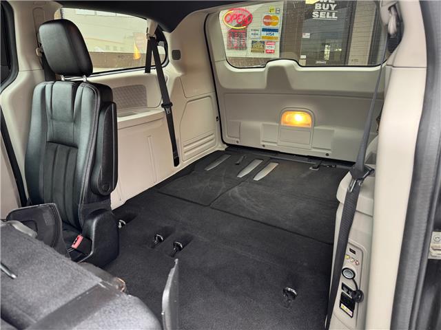 2016 Dodge Grand Caravan SE/SXT (Stk: 2510582) in Waterloo - Image 20 of 27