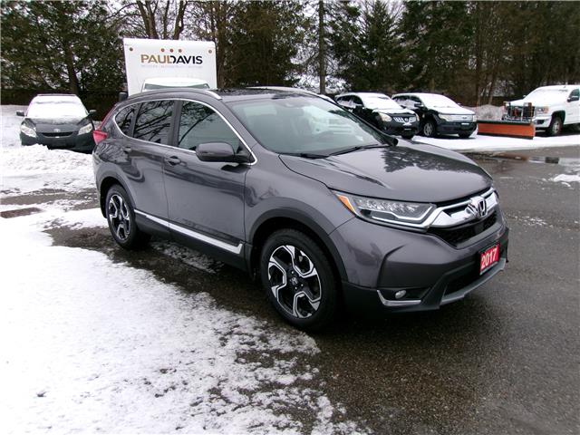2017 Honda CR-V Touring in Kitchener - Image 8 of 29