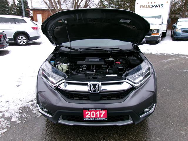 2017 Honda CR-V Touring in Kitchener - Image 25 of 29