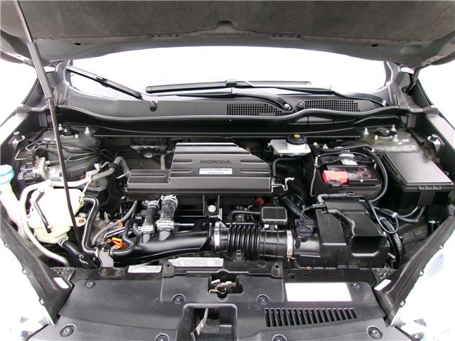 2017 Honda CR-V Touring in Kitchener - Image 26 of 29