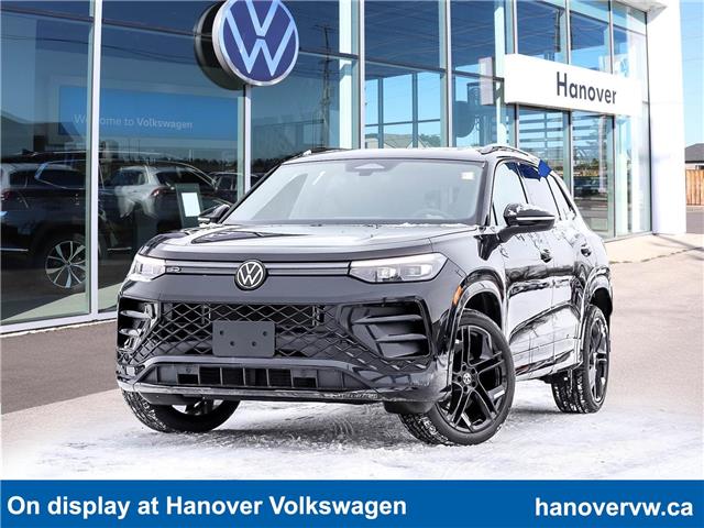 2026 Volkswagen Tiguan Comfortline R-Line Black Edition (Stk: HV685) in Walkerton - Image 1 of 24