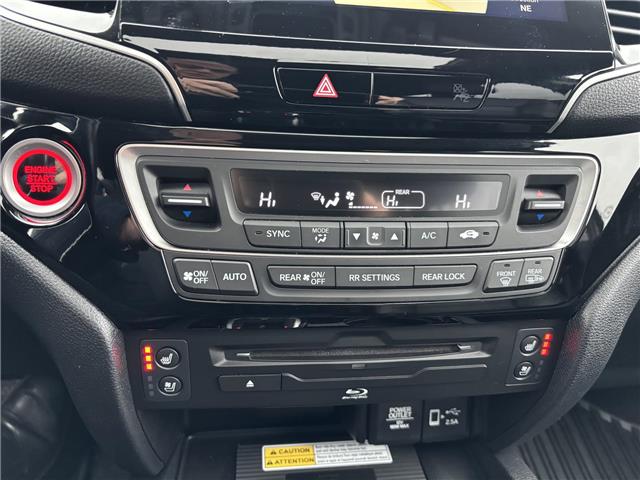 2020 Honda Pilot Touring 7P (Stk: 21139D) in Brantford - Image 13 of 24