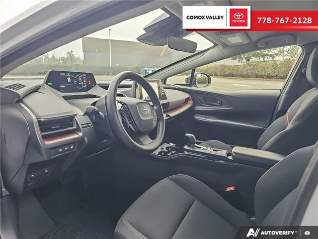 2025 Toyota Prius Plug-In Hybrid SE (Stk: SP053385) in Courtenay - Image 13 of 25