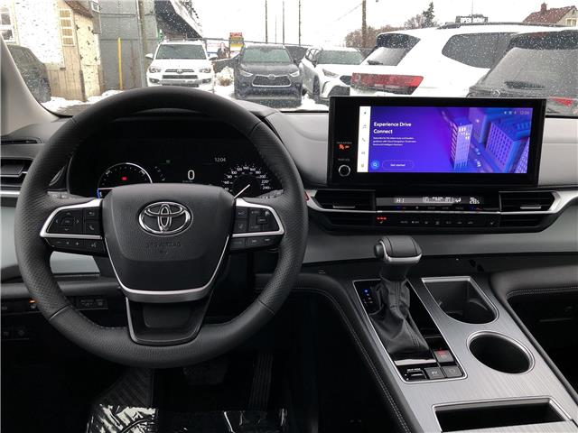 2025 Toyota Sienna XLE 8-Passenger (Stk: 270105) in Ottawa - Image 20 of 25