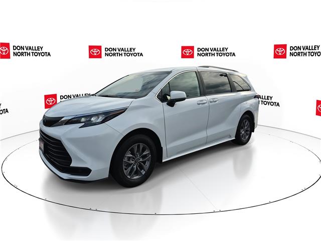 2025 Toyota Sienna LE 8-Passenger (Stk: 10119613A) in Markham - Image 4 of 33