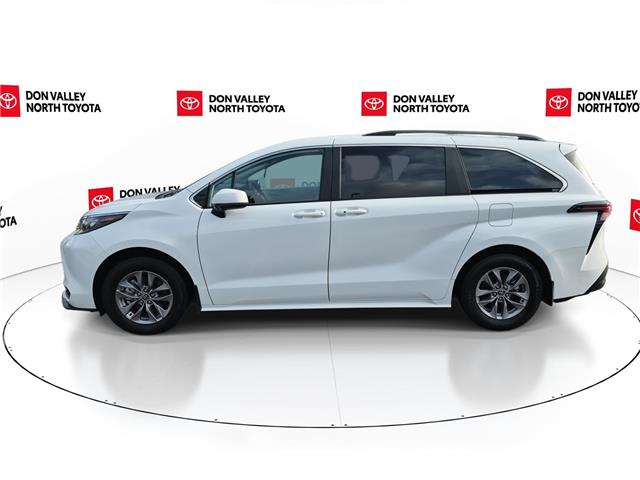 2025 Toyota Sienna LE 8-Passenger (Stk: 10119613A) in Markham - Image 5 of 33