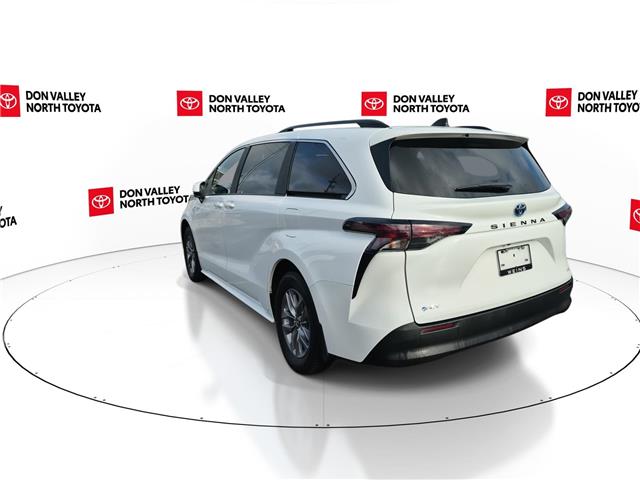2025 Toyota Sienna LE 8-Passenger (Stk: 10119613A) in Markham - Image 6 of 33