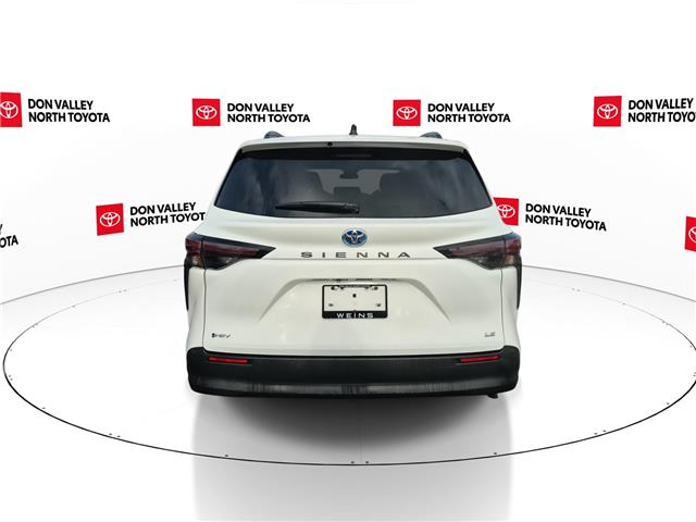 2025 Toyota Sienna LE 8-Passenger (Stk: 10119613A) in Markham - Image 7 of 33