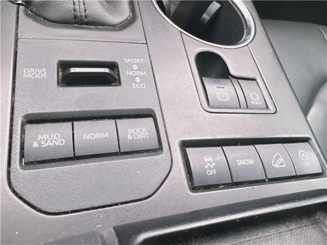 2020 Toyota Highlander XLE (Stk: U5660A) in London - Image 16 of 27