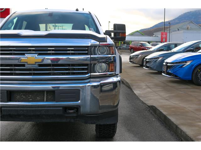 2015 Chevrolet Silverado 3500HD LT (Stk: UT2215) in Kamloops - Image 10 of 20