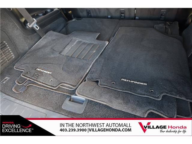 2020 Nissan Pathfinder SL Premium (Stk: B9012) in Calgary - Image 11 of 38