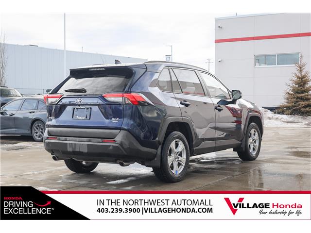 2021 Toyota RAV4 XLE (Stk: B9018) in Calgary - Image 11 of 33