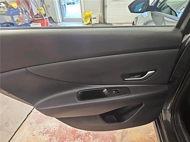 2023 Hyundai Elantra Preferred (Stk: 478534) in Lower Sackville - Image 8 of 12