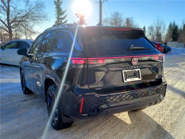 2026 Volkswagen Tiguan Highline Turbo R-Line (Stk: 260159) in Regina - Image 10 of 41
