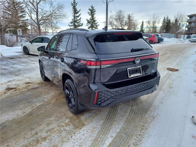 2026 Volkswagen Tiguan Comfortline R-Line Black Edition (Stk: 260167) in Regina - Image 10 of 39