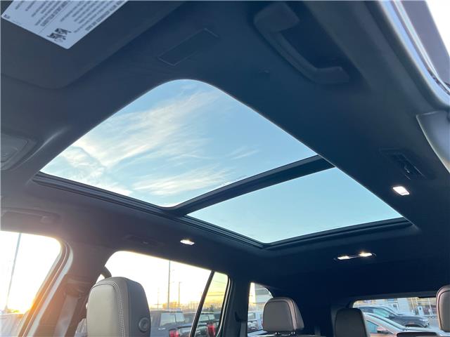 2026 GMC Acadia Denali Ultimate (Stk: TJ198289) in Calgary - Image 12 of 23 2026 GMC Acadia Denali Ultimate (Stk: TJ198289) in Calgary - Image 12 of 23