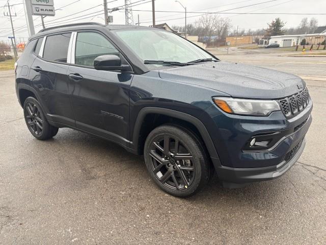 2026 Jeep Compass Limited (Stk: 7470) in Fort Erie - Image 3 of 17