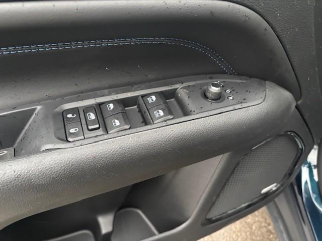 2026 Jeep Compass Limited (Stk: 7470) in Fort Erie - Image 7 of 17