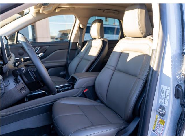 2026 Lincoln Corsair Premiere (Stk: T-704) in Calgary - Image 12 of 24 2026 Lincoln Corsair Premiere (Stk: T-704) in Calgary - Image 12 of 24