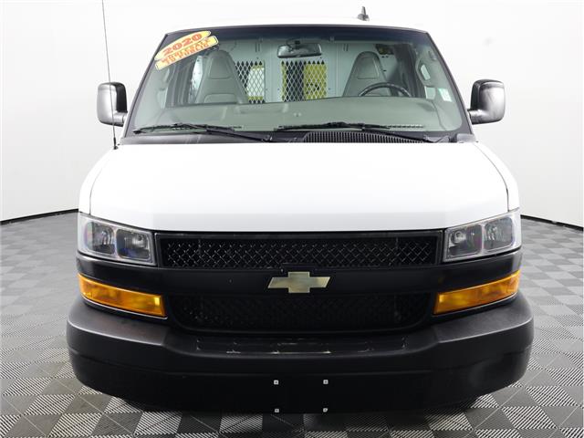 2020 Chevrolet Express 2500 Base (Stk: A20589) in Calgary - Image 2 of 16