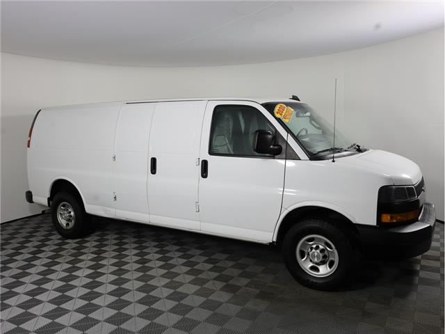 2020 Chevrolet Express 2500 Base (Stk: A20589) in Calgary - Image 5 of 16