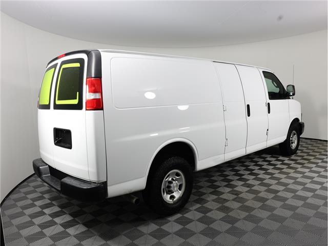 2020 Chevrolet Express 2500 Base (Stk: A20589) in Calgary - Image 6 of 16