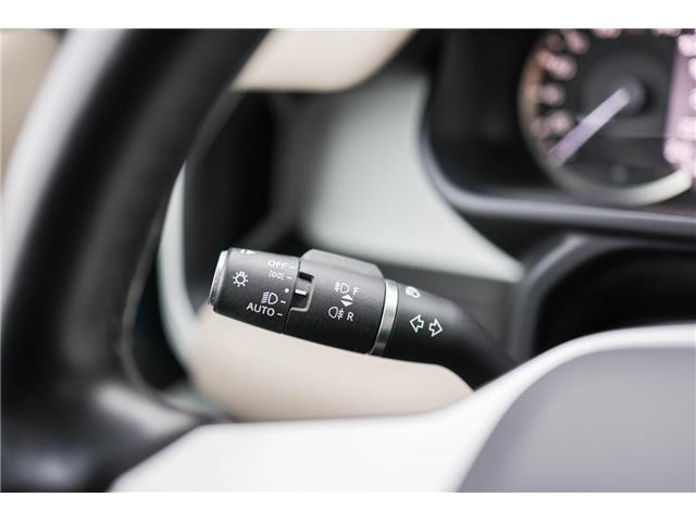 2023 Land Rover Defender X-Dynamic SE (Stk: TL18157) in London - Image 20 of 37